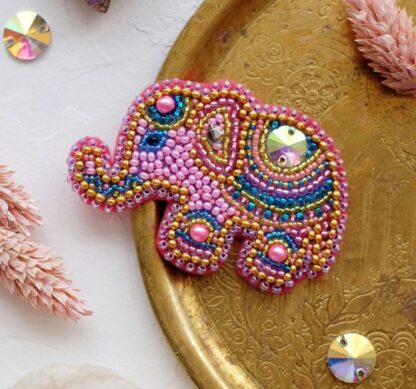 "Elefante indiano". Kit-SPILLA ricamo a perline