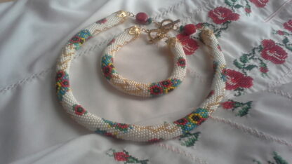 Braccialetto e collana