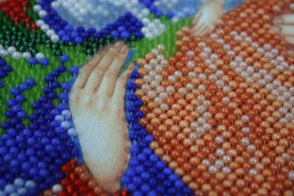 "Vergine con bambino". Kit ricamo a perline - Image 2