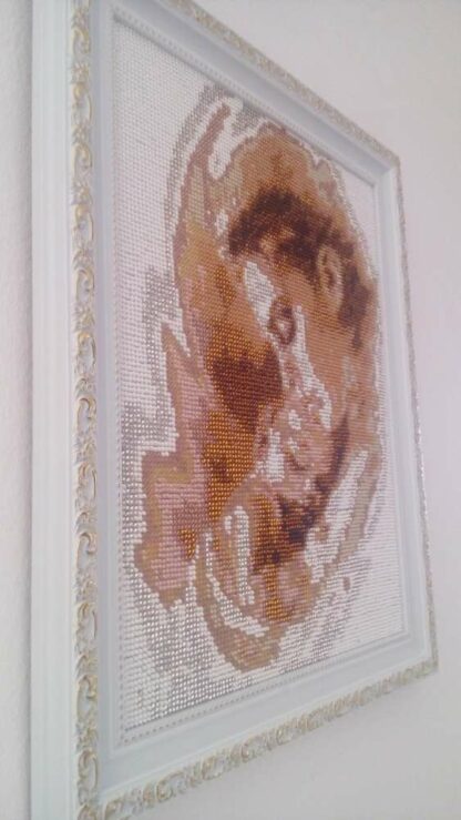 "Maternità". Quadro ricamato a perline - Image 2