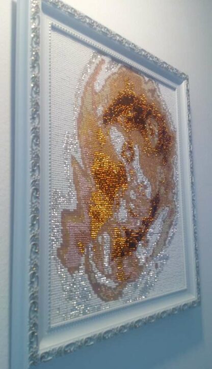 "Maternità". Quadro ricamato a perline - Image 5
