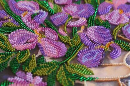 “Bouquet di Iris barbate”. Kit ricamo a perline - Image 2