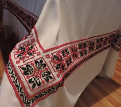 "Ornamento etnico". Tovaglia ricamo a perline - Image 2