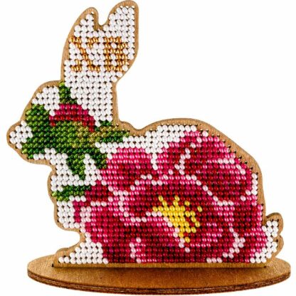 "Coniglietto. Fiore rosa". Kit ricamo a perline in legno