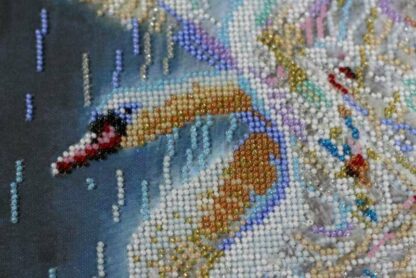 "La bellezza del cigno". Kit ricamo a perline - Image 3