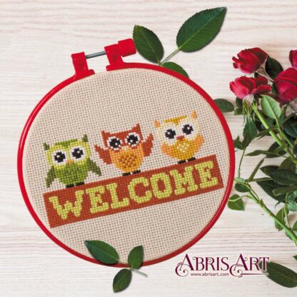 "Welcome. Gufi". Kit ricamo punto croce con telaio