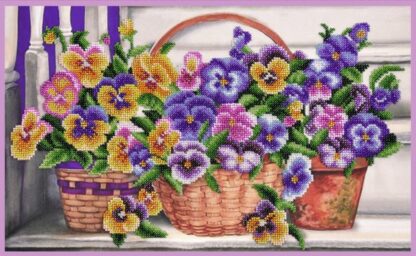“Cesto con viole del pensiero”. Kit ricamo a perline
