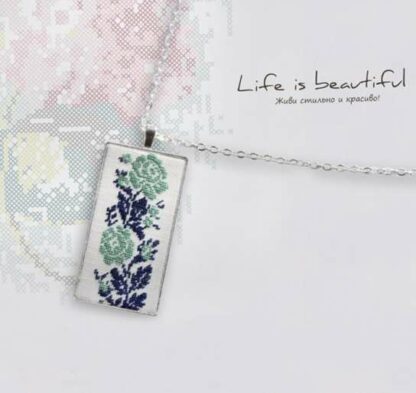 "Bicolore". Kit-Collana micro-ricamo