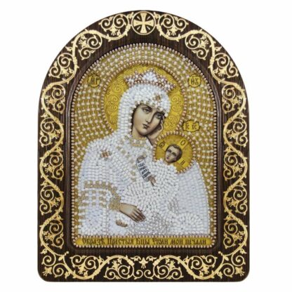 "Madonna protegge dalle sofferenze in bianco". Kit-icona ricamo a perline, con cornice