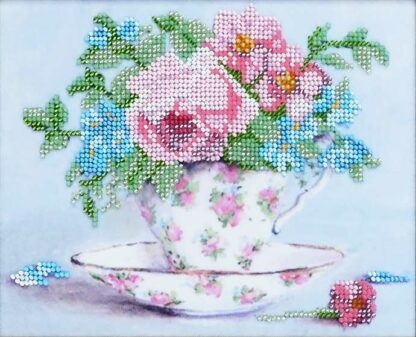 "Piccolo bouquet in stile vintage". Kit ricamo a perline con base di velours