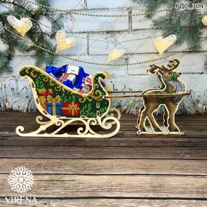 “Slitta di Babbo Natale”. Slitta-3D di legno ricamo a perline