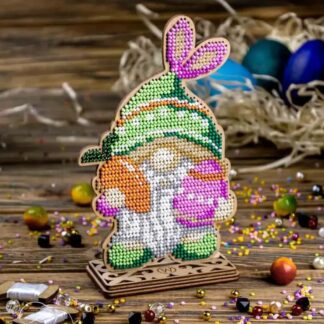 “Gnomo di Pasqua con carota”. KIT-Decorazione ricamo a perline in legno