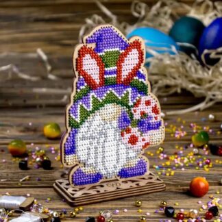 “Gnomo di Pasqua con uovo”. KIT-Decorazione ricamo a perline in legno